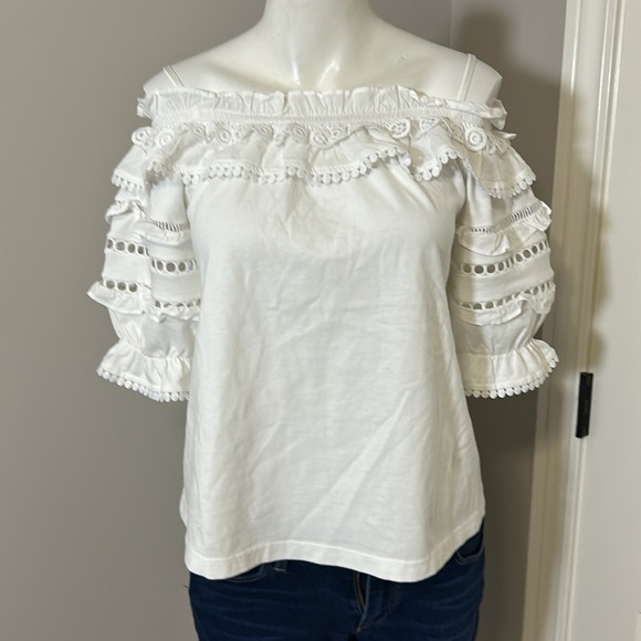 Lilly Pulitzer Brentwood White Off The Shoulder Top Relaxed Fit Sz XS - Picture 2 of 9